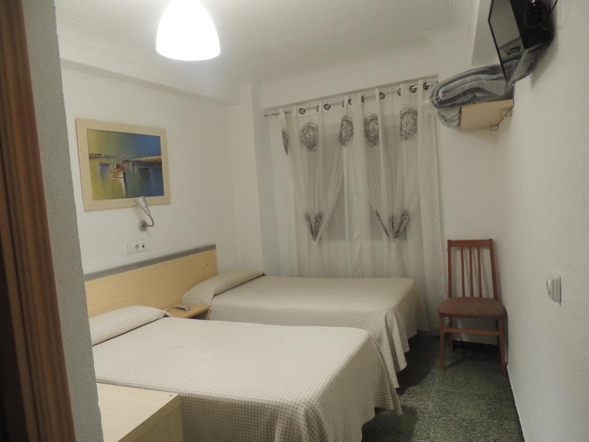 Hostal Cumbre ซาราโกซา ภายนอก รูปภาพ