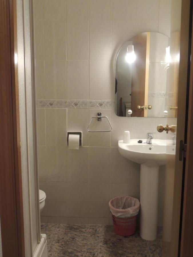 Hostal Cumbre ซาราโกซา ภายนอก รูปภาพ