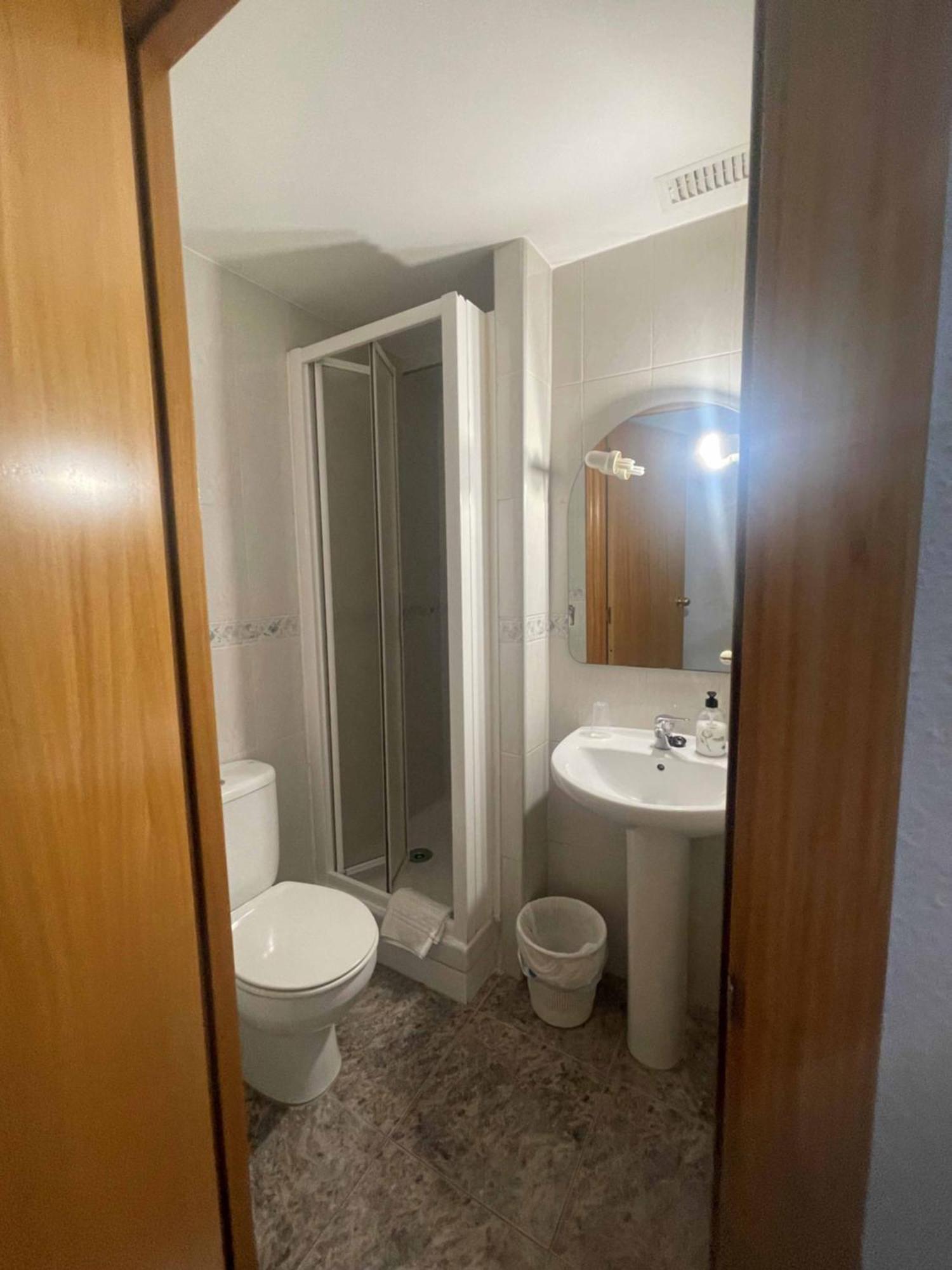 Hostal Cumbre ซาราโกซา ภายนอก รูปภาพ