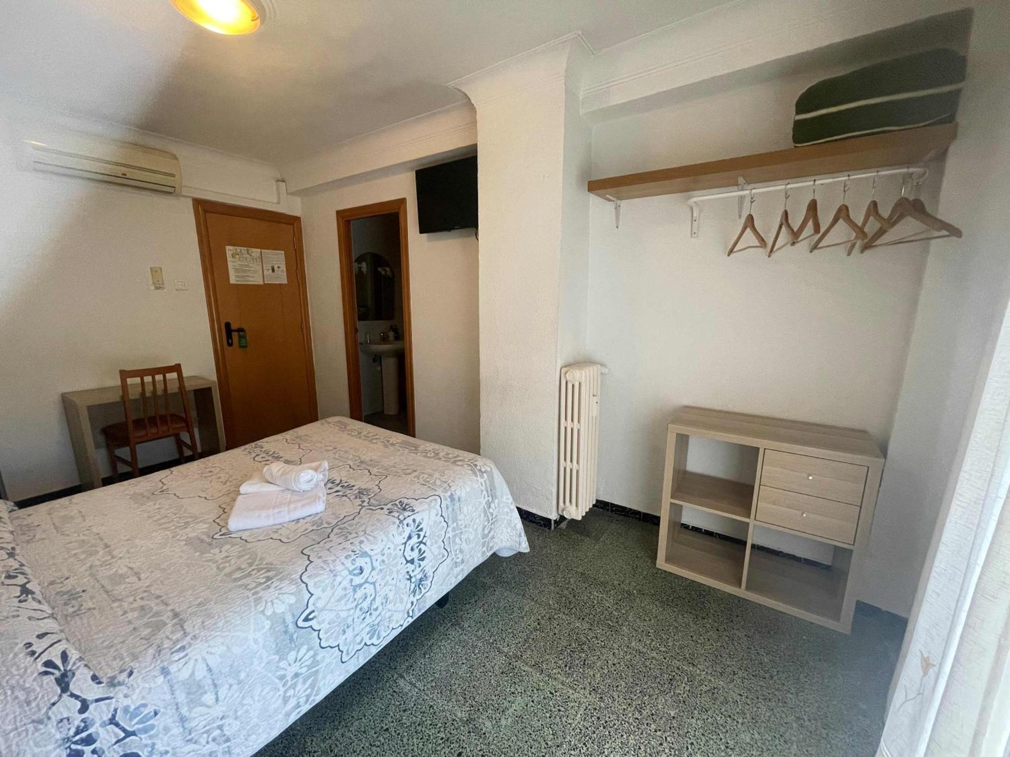 Hostal Cumbre ซาราโกซา ภายนอก รูปภาพ
