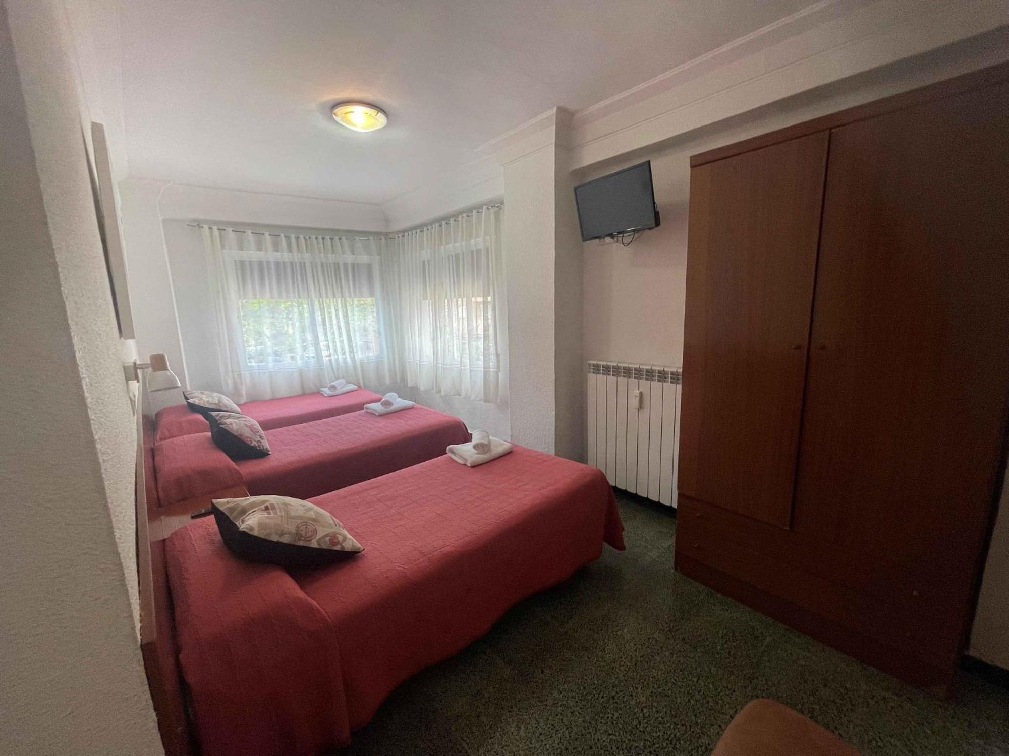Hostal Cumbre ซาราโกซา ภายนอก รูปภาพ